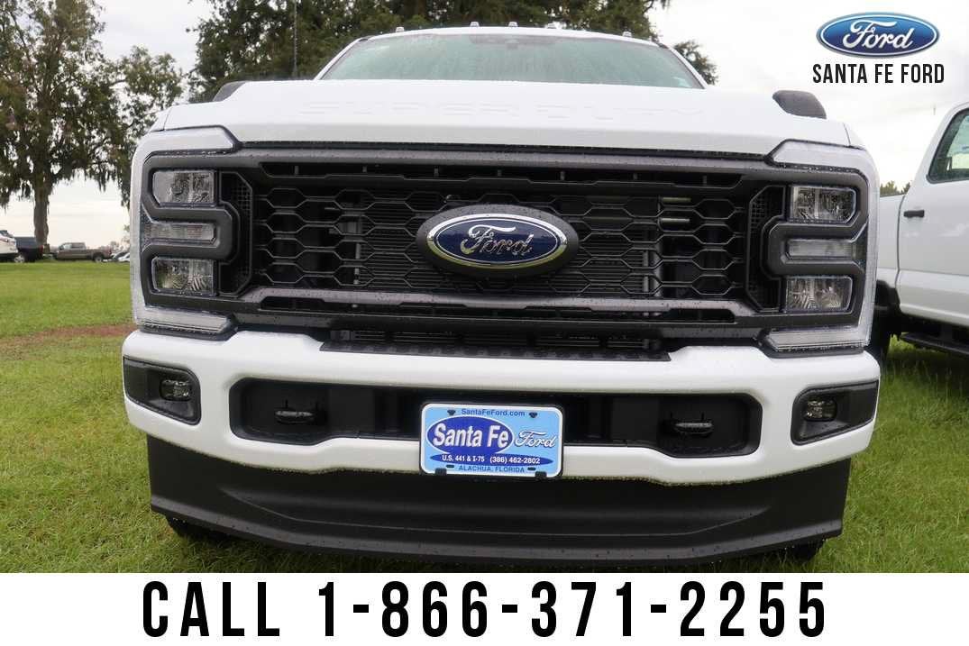 2026 Ford Super Duty F-250 SRW Base