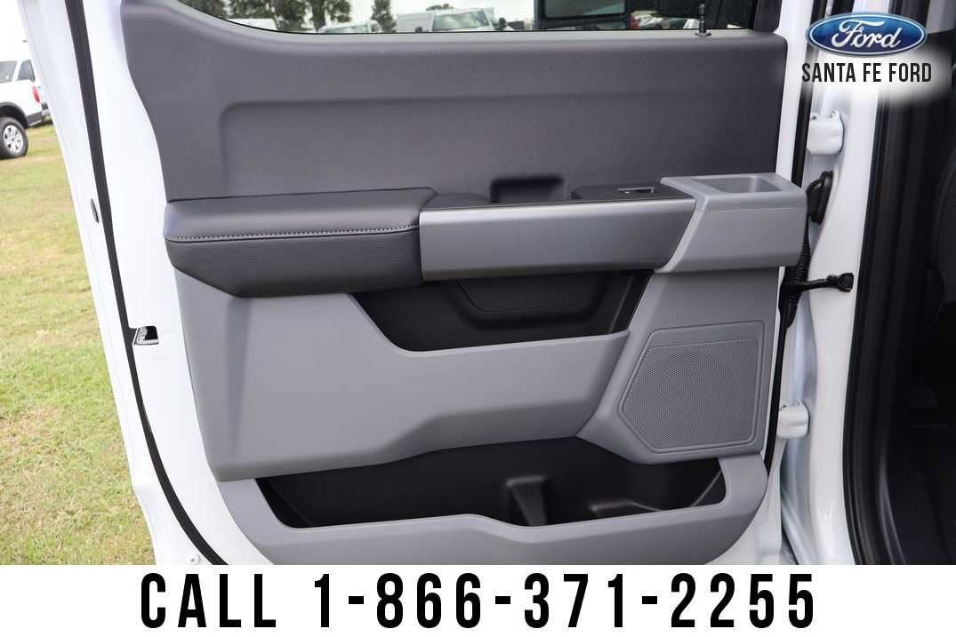 2027 Ford Super Duty F-250 SRW XL