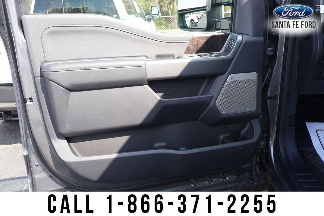 2026 Ford Super Duty F-250 SRW F-250® Lariat®