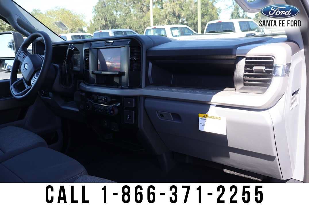 2027 Ford Super Duty F-250 SRW Base