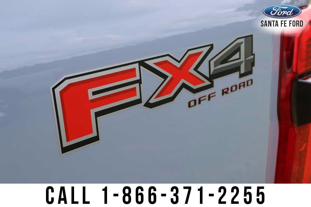 2027 Ford Super Duty F-250 SRW Platinum