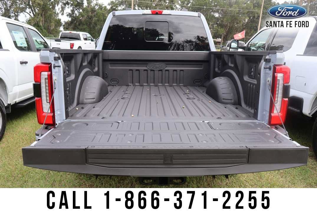 2027 Ford Super Duty F-250 SRW Platinum