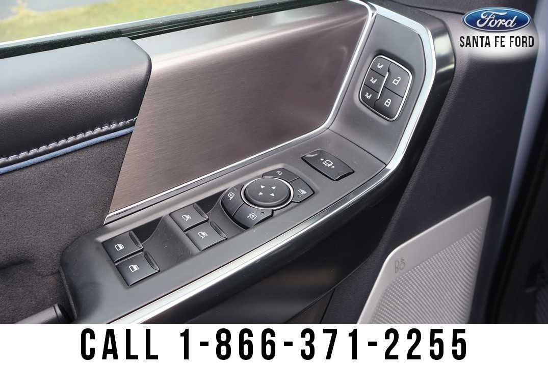 2027 Ford Super Duty F-250 SRW Platinum