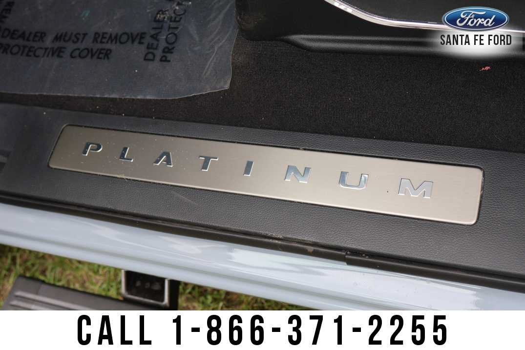 2027 Ford Super Duty F-250 SRW Platinum