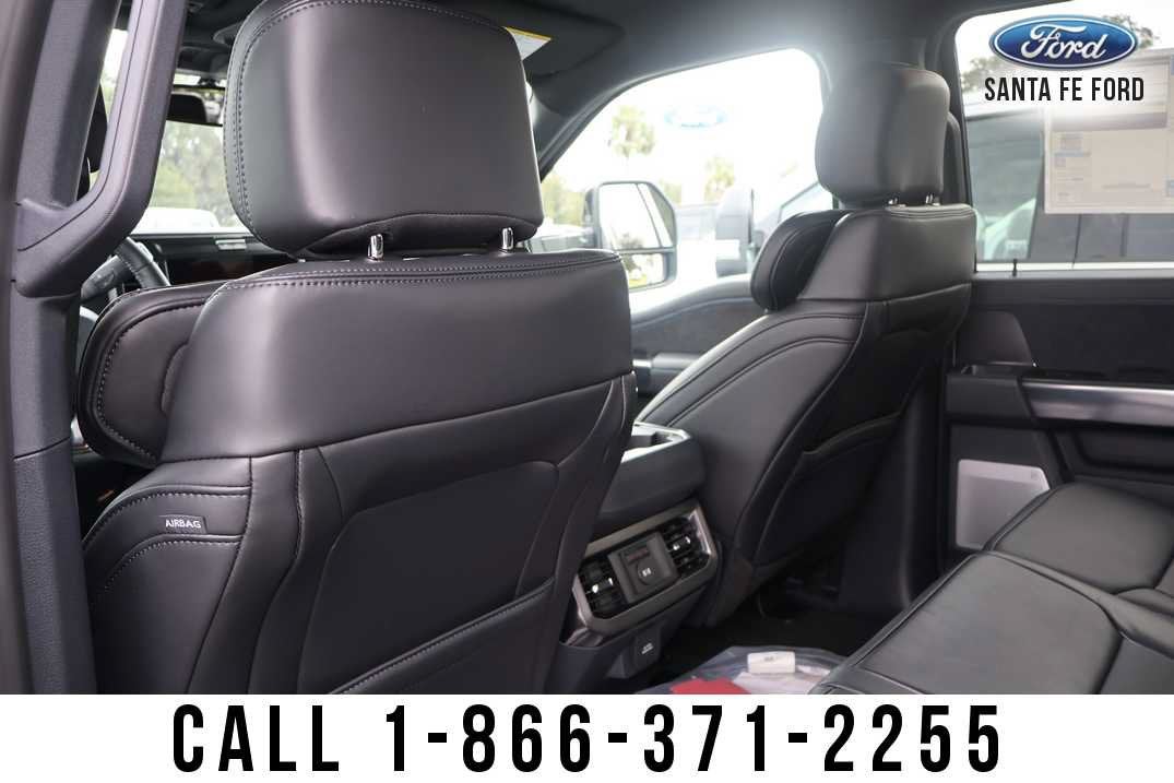 2027 Ford Super Duty F-250 SRW Platinum