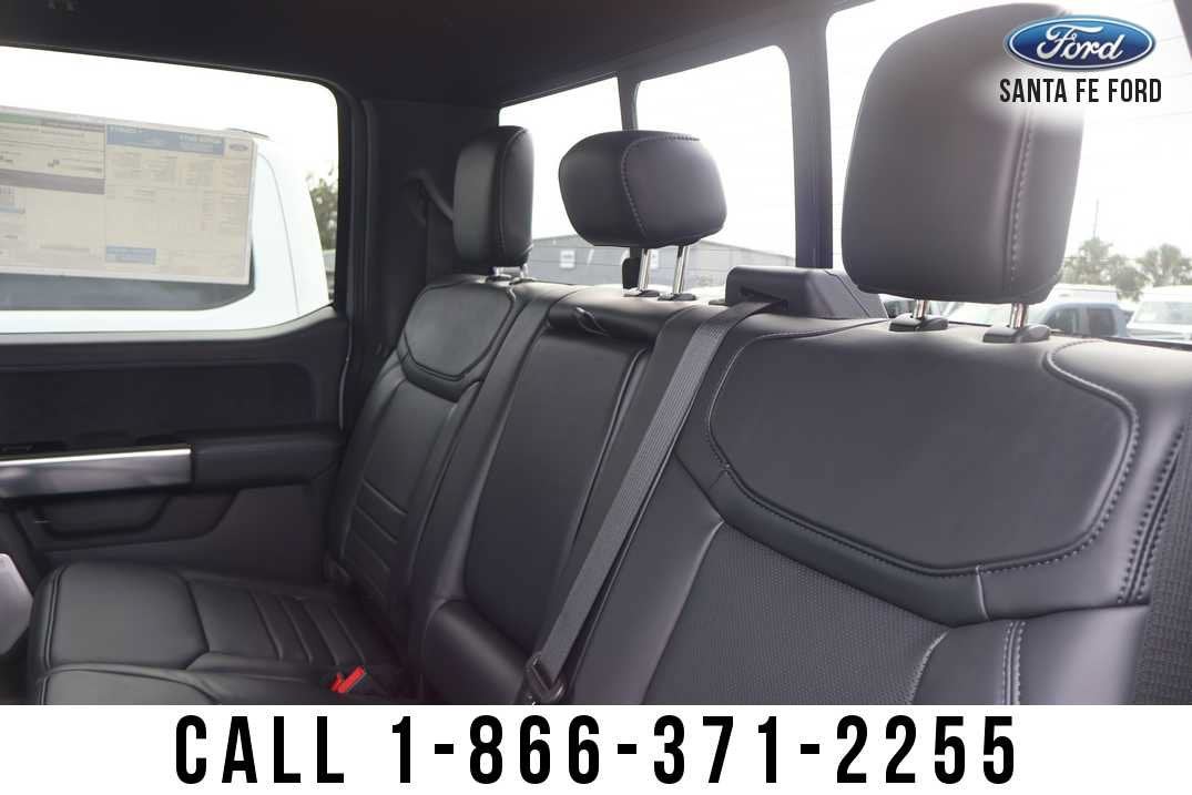 2027 Ford Super Duty F-250 SRW Platinum