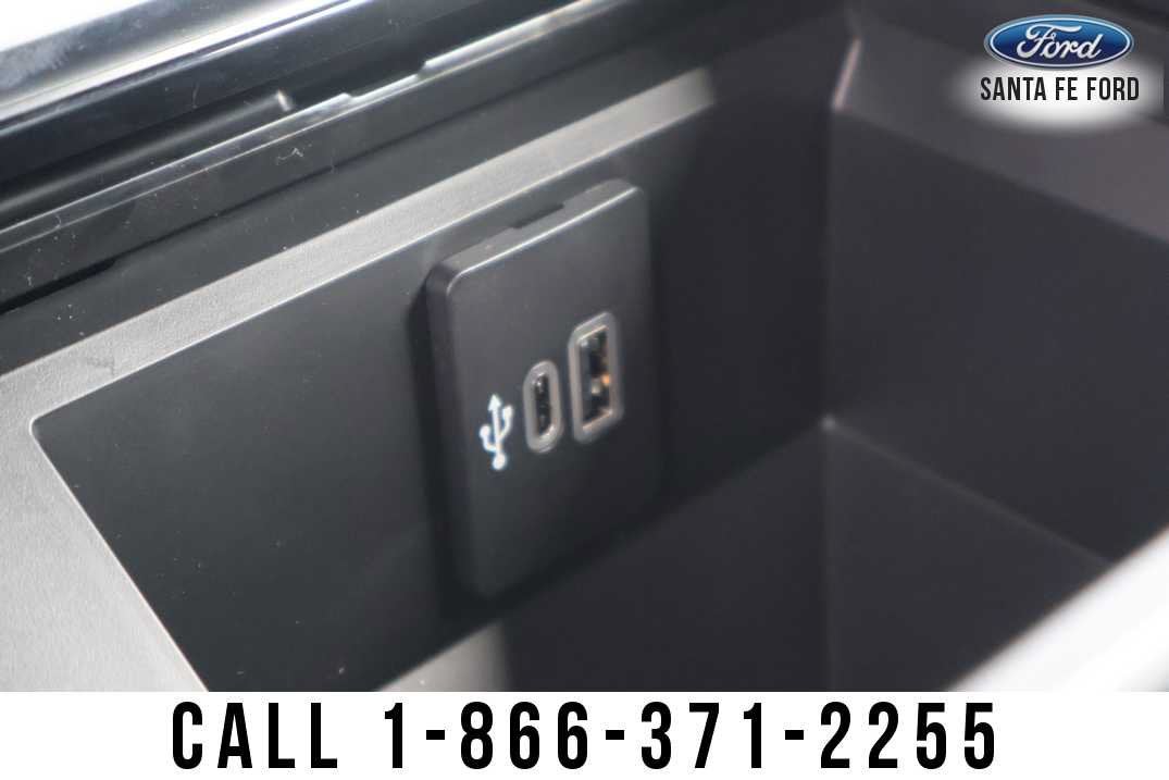 2027 Ford Super Duty F-250 SRW Platinum