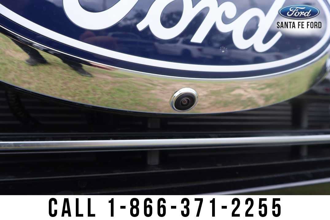 2027 Ford Super Duty F-250 SRW Platinum