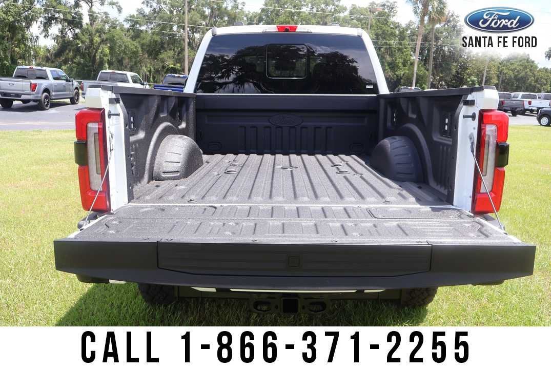 2026 Ford Super Duty F-250 SRW Platinum