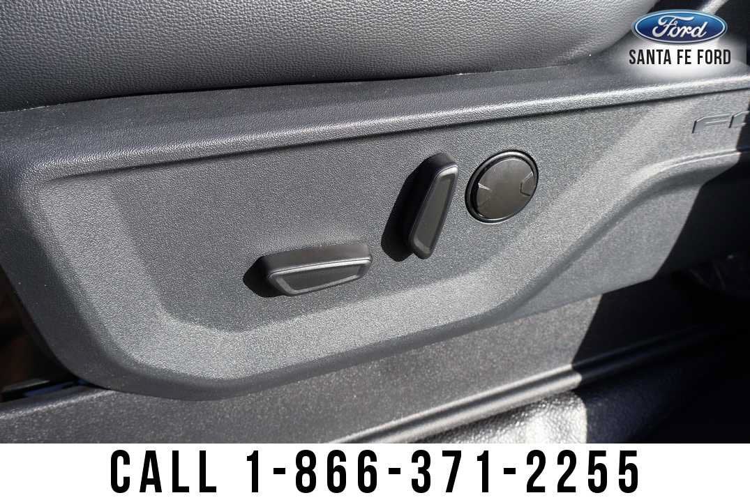 2027 Ford Super Duty F-250 SRW LARIAT