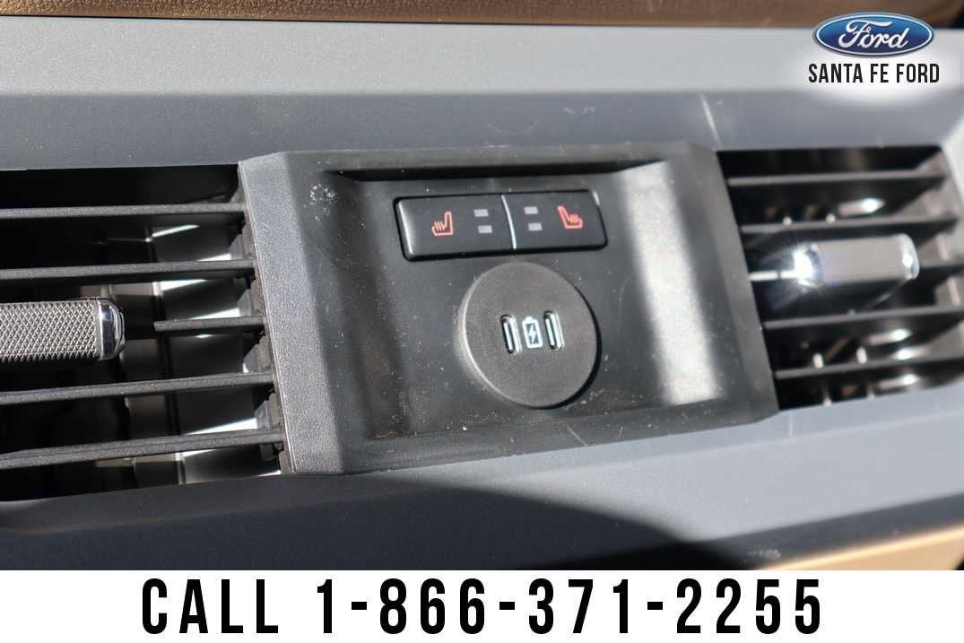 2027 Ford Super Duty F-250 SRW LARIAT
