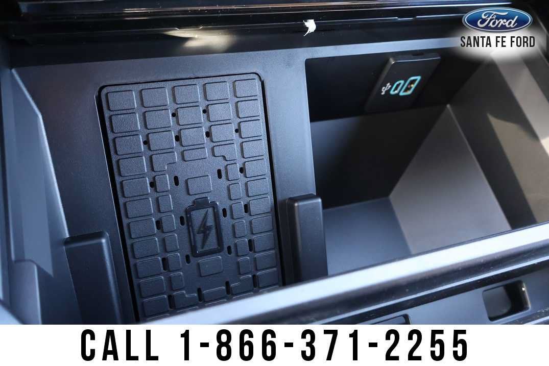2027 Ford Super Duty F-250 SRW LARIAT