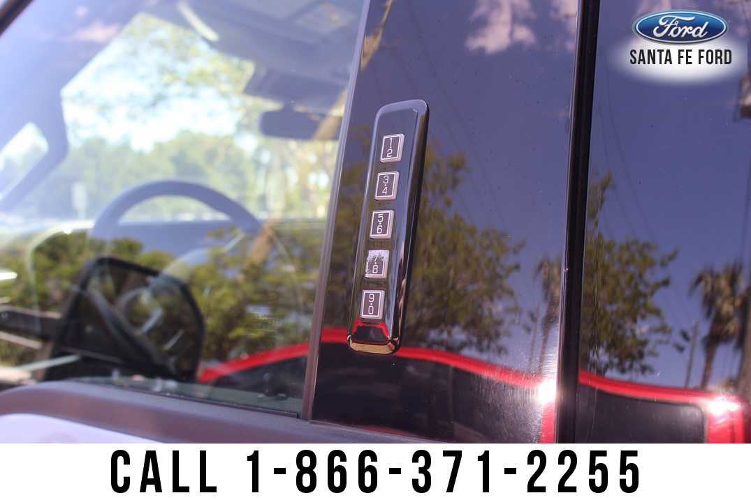 2024 Ford Super Duty F-250 Lariat