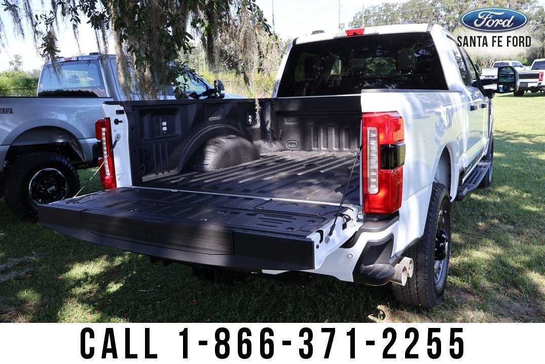 2027 Ford Super Duty F-250 SRW Base