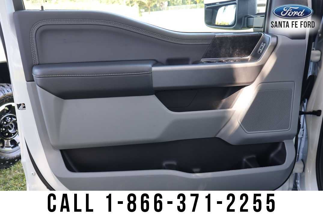 2027 Ford Super Duty F-250 SRW Base
