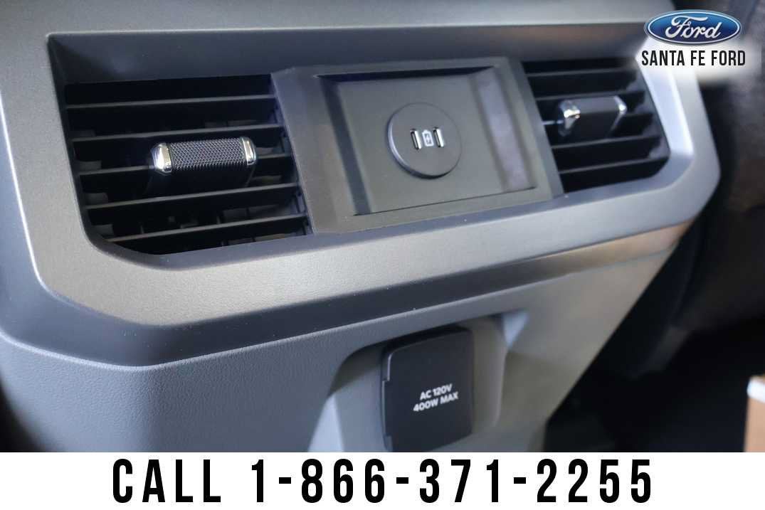 2027 Ford Super Duty F-250 SRW Base