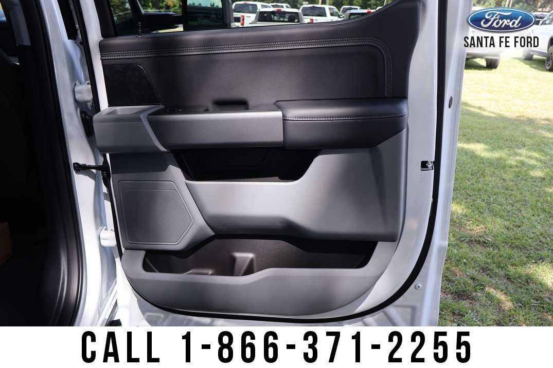 2027 Ford Super Duty F-250 SRW Base
