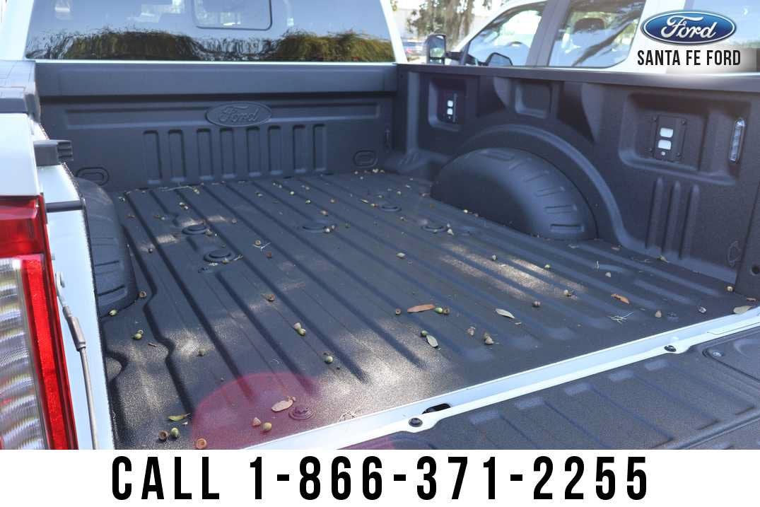2027 Ford Super Duty F-250 SRW LARIAT