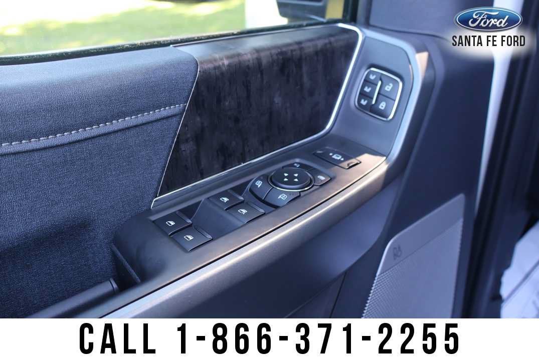 2027 Ford Super Duty F-250 SRW LARIAT