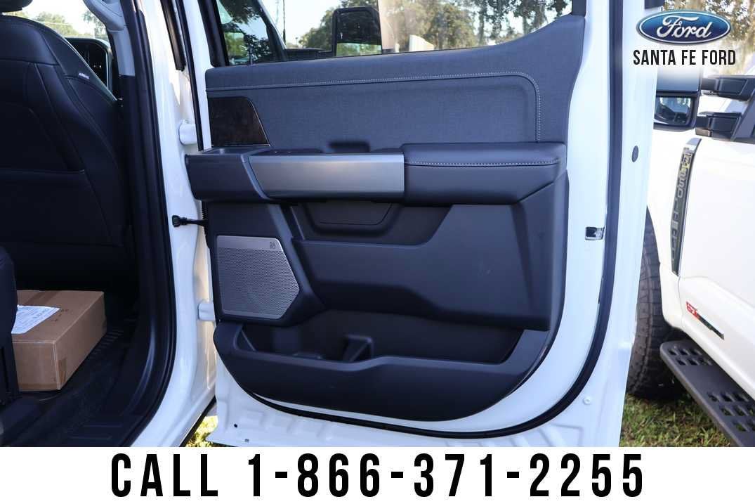 2027 Ford Super Duty F-250 SRW LARIAT