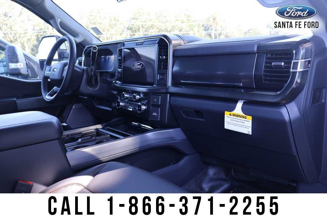 2027 Ford Super Duty F-250 SRW LARIAT