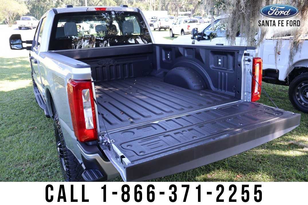 2027 Ford Super Duty F-250 SRW Base