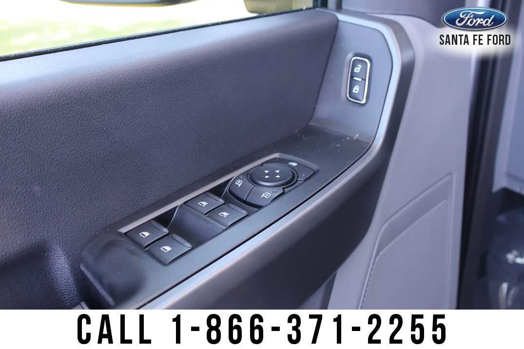 2027 Ford Super Duty F-250 SRW Base