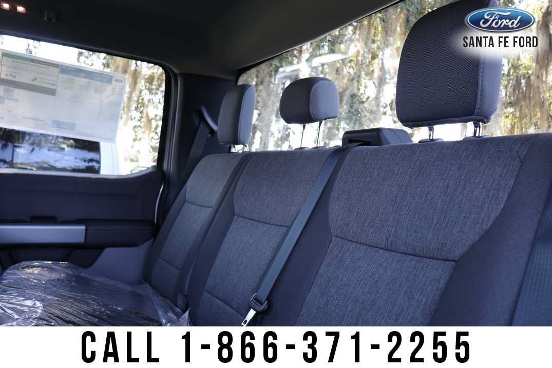 2027 Ford Super Duty F-250 SRW Base