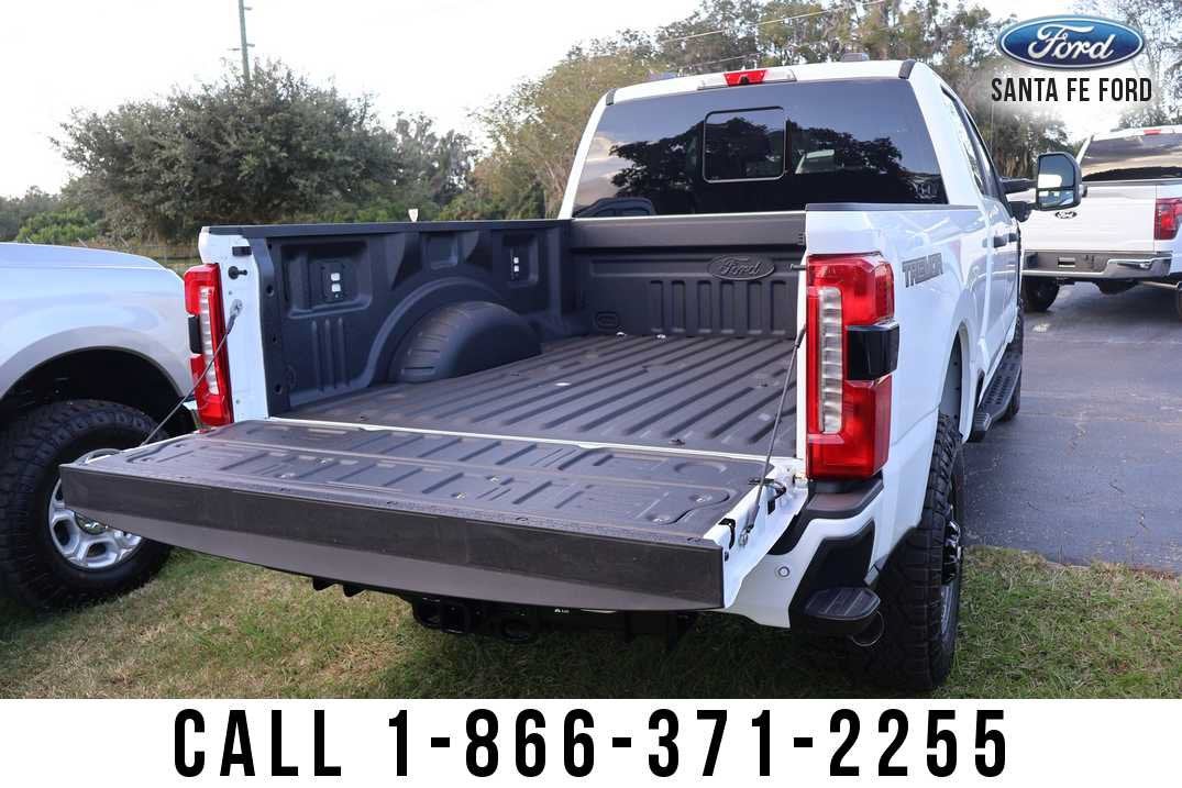 2027 Ford Super Duty F-250 SRW XL