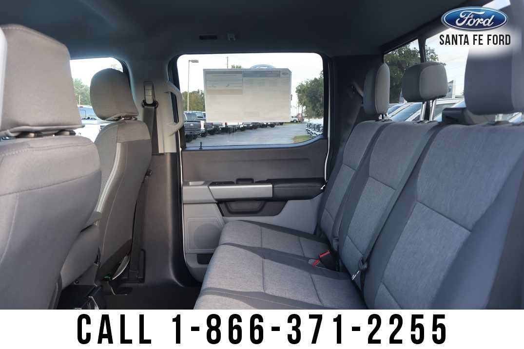 2027 Ford Super Duty F-250 SRW XL