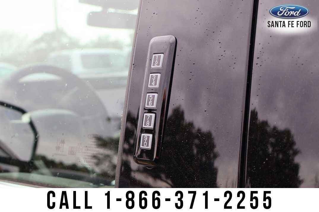 2026 Ford Super Duty F-250 SRW F-250® King Ranch®