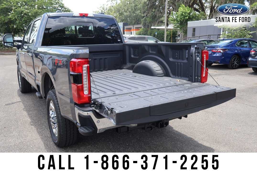 2026 Ford Super Duty F-250 SRW LARIAT