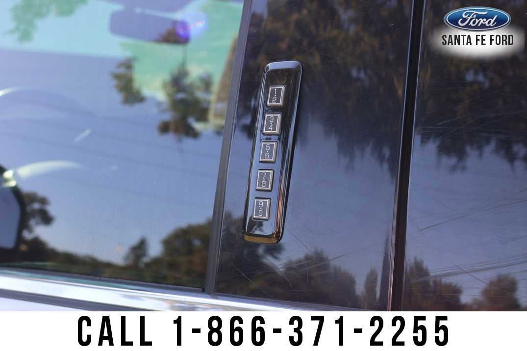 2023 Ford Super Duty F-250 SRW LARIAT