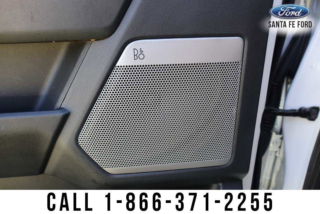 2023 Ford Super Duty F-250 SRW LARIAT