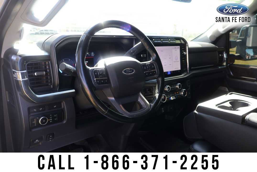 2023 Ford Super Duty F-250 SRW LARIAT