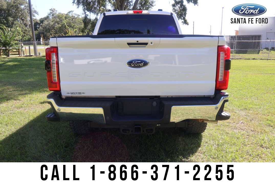 2023 Ford Super Duty F-250 SRW LARIAT