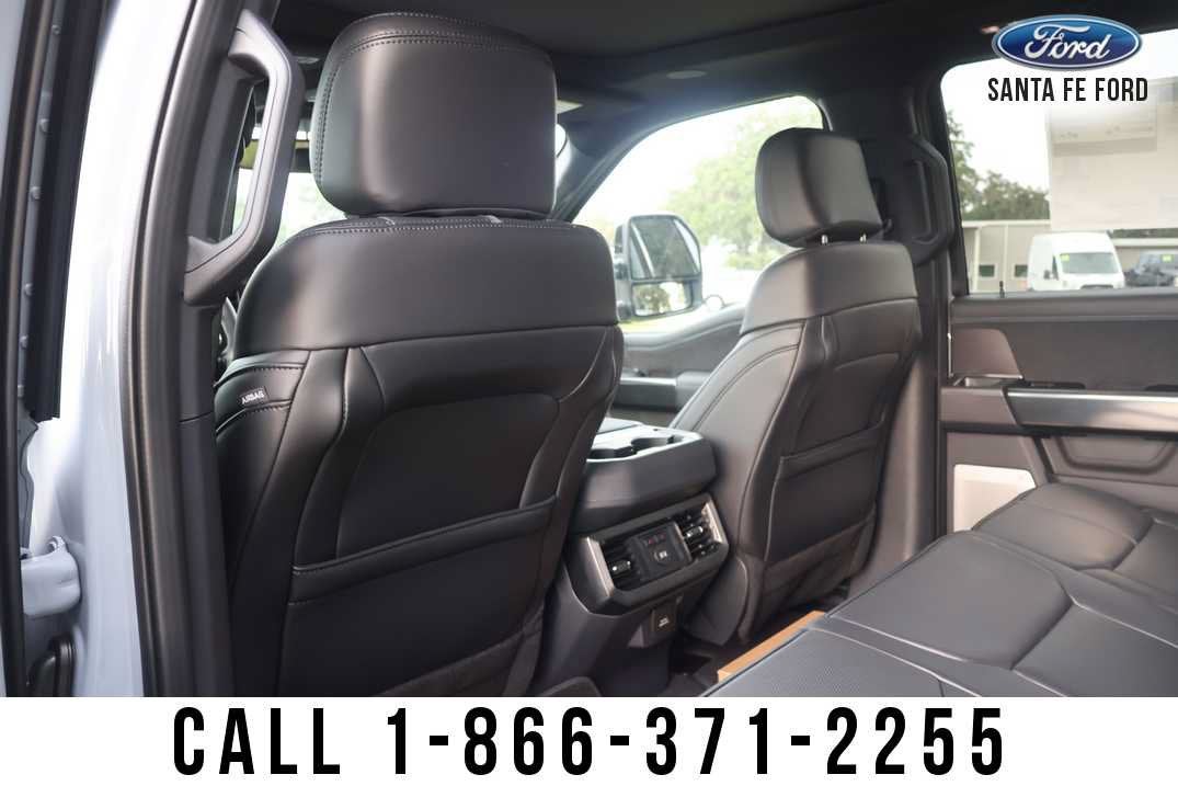 2026 Ford Super Duty F-250 SRW Platinum