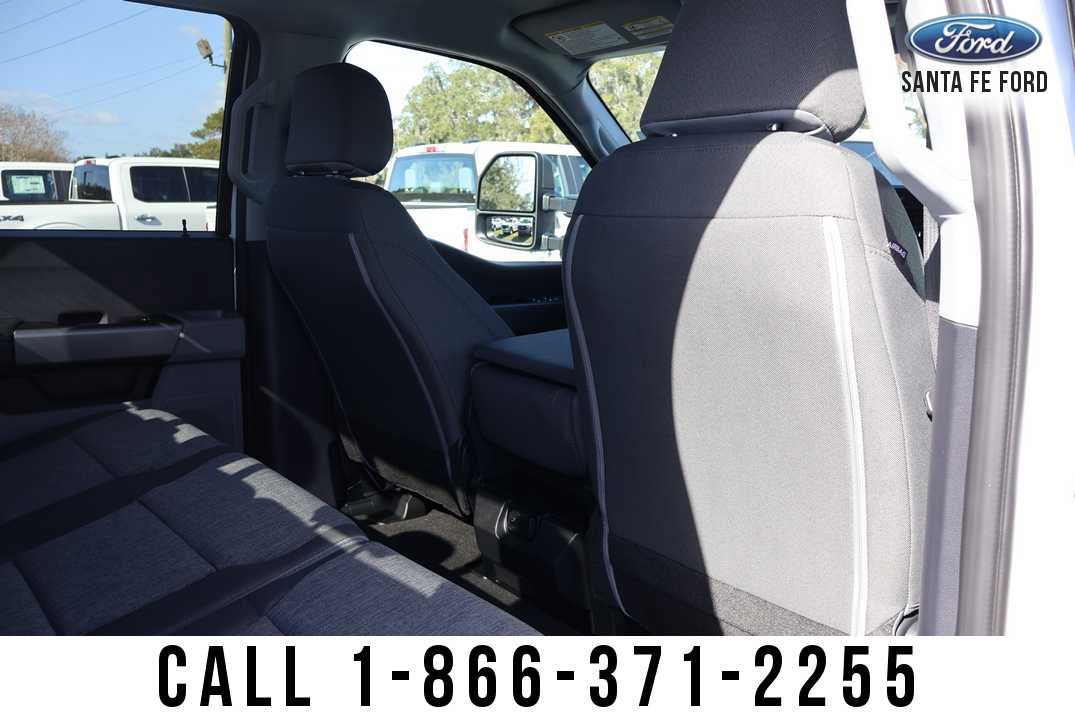 2026 Ford Super Duty F-350 SRW XL