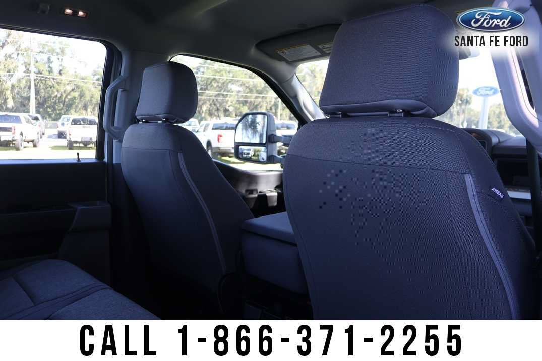 2027 Ford Super Duty F-350 SRW Base