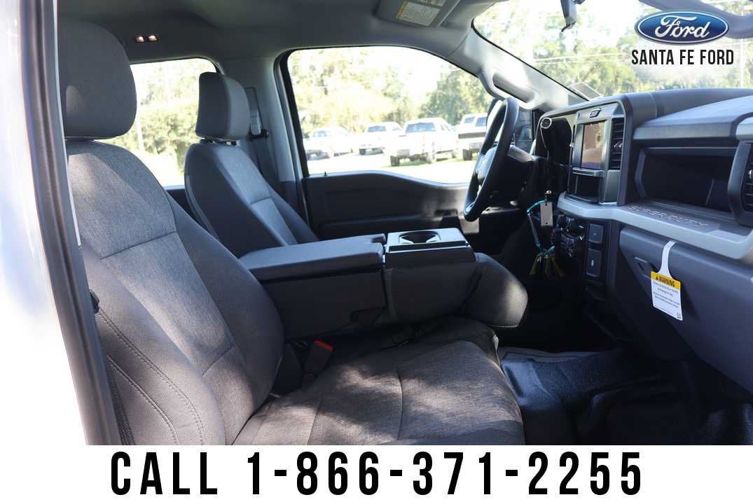 2027 Ford Super Duty F-350 SRW Base