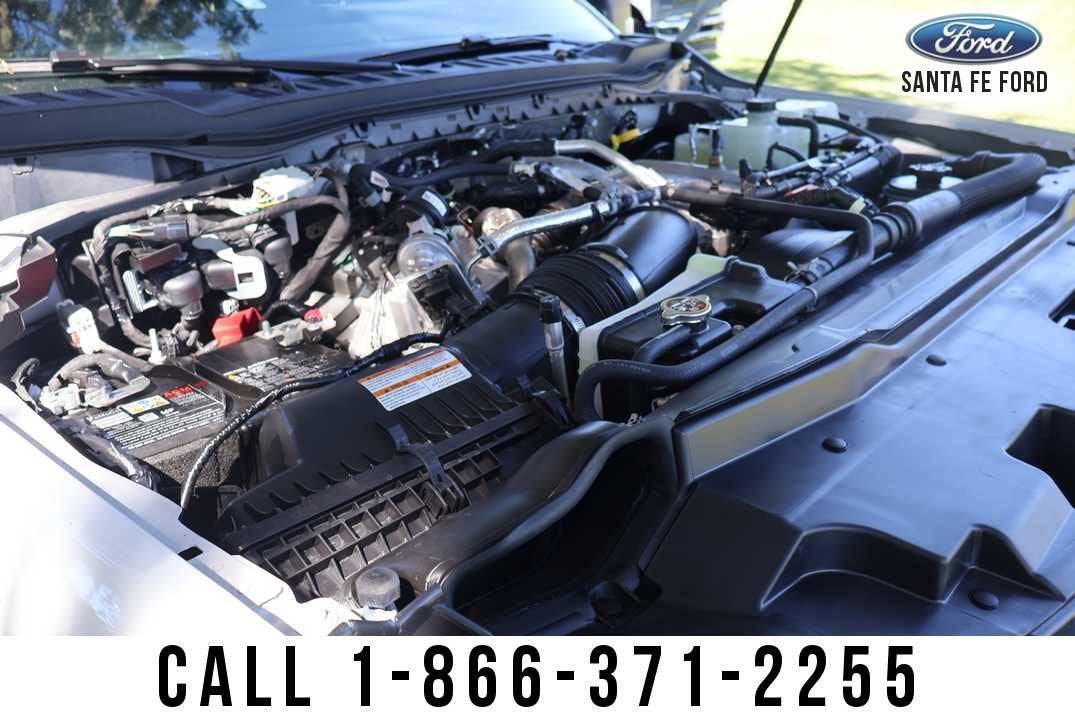 2027 Ford Super Duty F-350 SRW Base