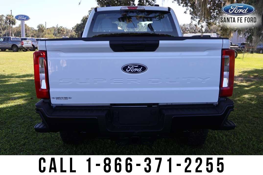 2027 Ford Super Duty F-350 SRW Base