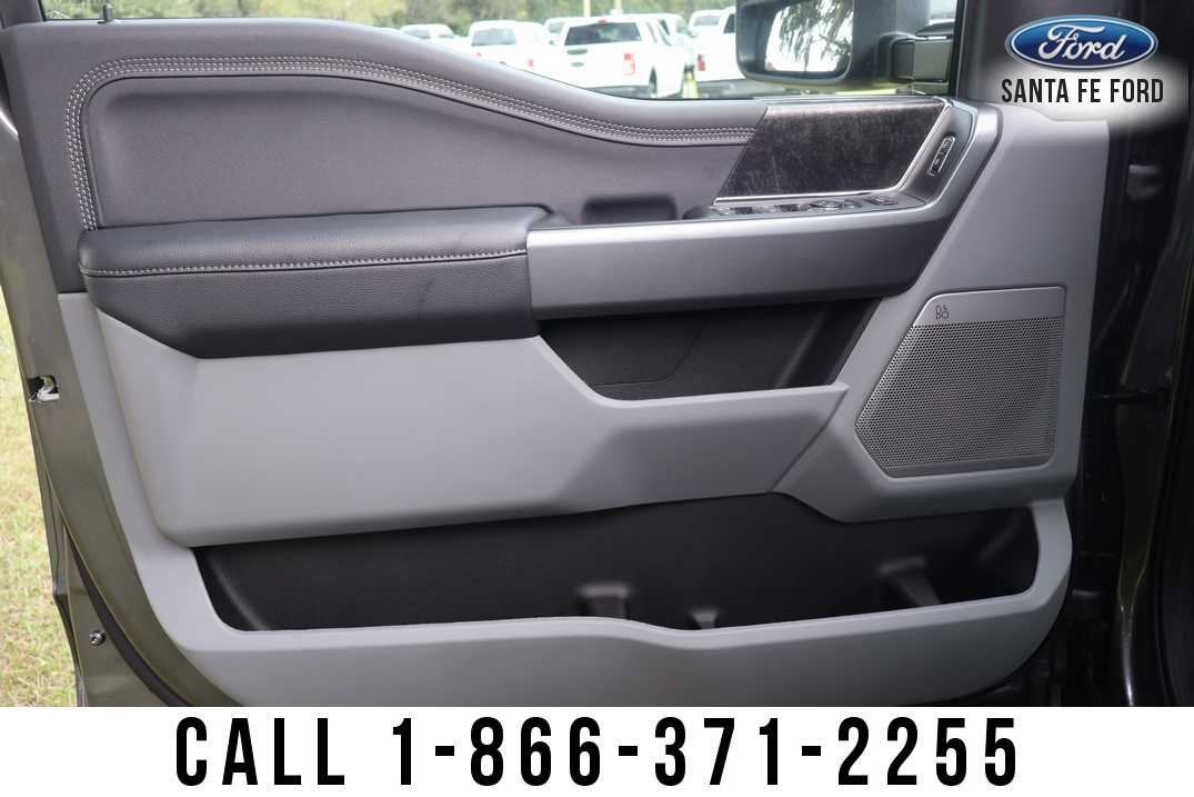 2027 Ford Super Duty F-350 SRW Base