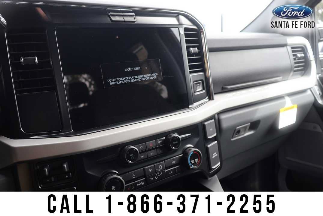 2027 Ford Super Duty F-350 SRW Base