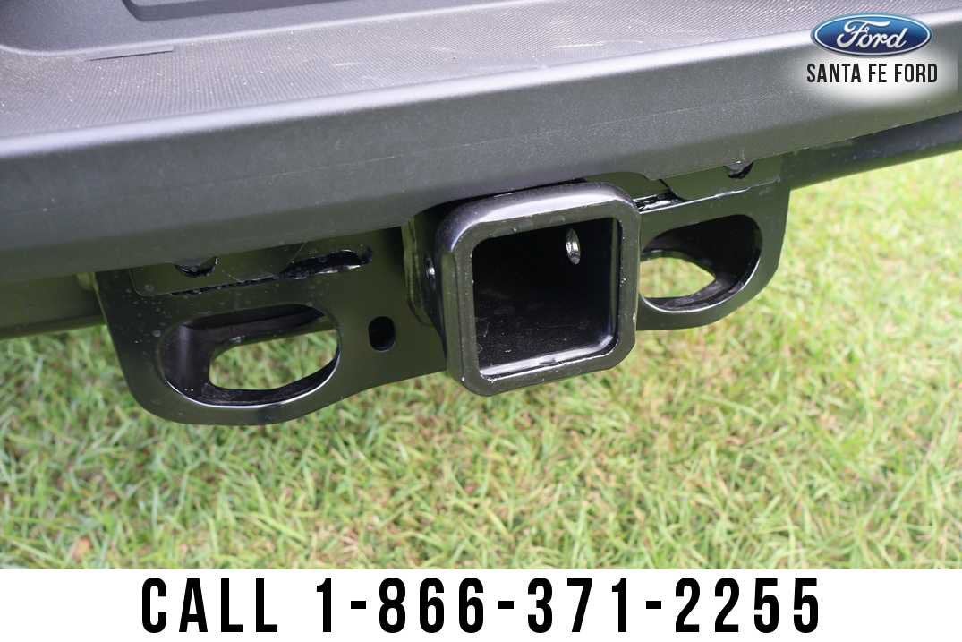 2027 Ford Super Duty F-350 SRW XLT
