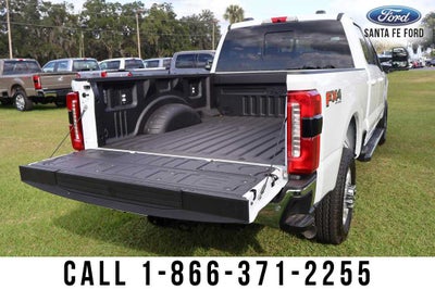 2027 Ford Super Duty F-350 SRW XLT