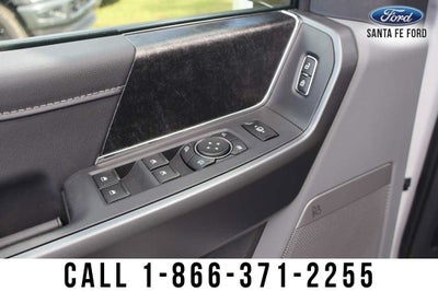 2027 Ford Super Duty F-350 SRW XLT