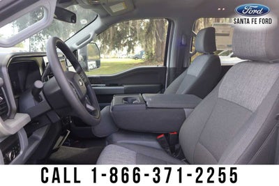 2027 Ford Super Duty F-350 SRW XLT