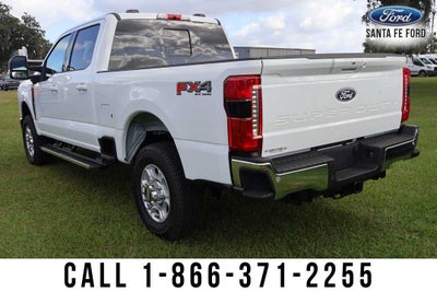 2027 Ford Super Duty F-350 SRW XLT