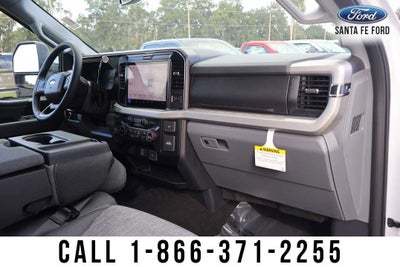 2027 Ford Super Duty F-350 SRW XLT